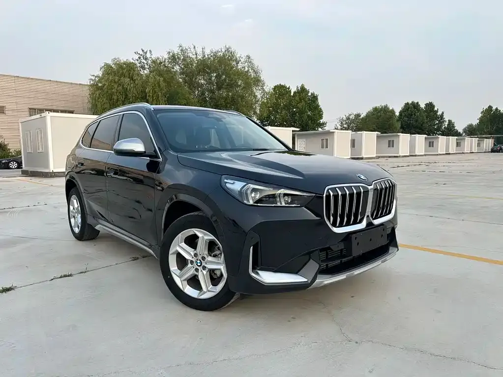 BMW X1 — фото 4