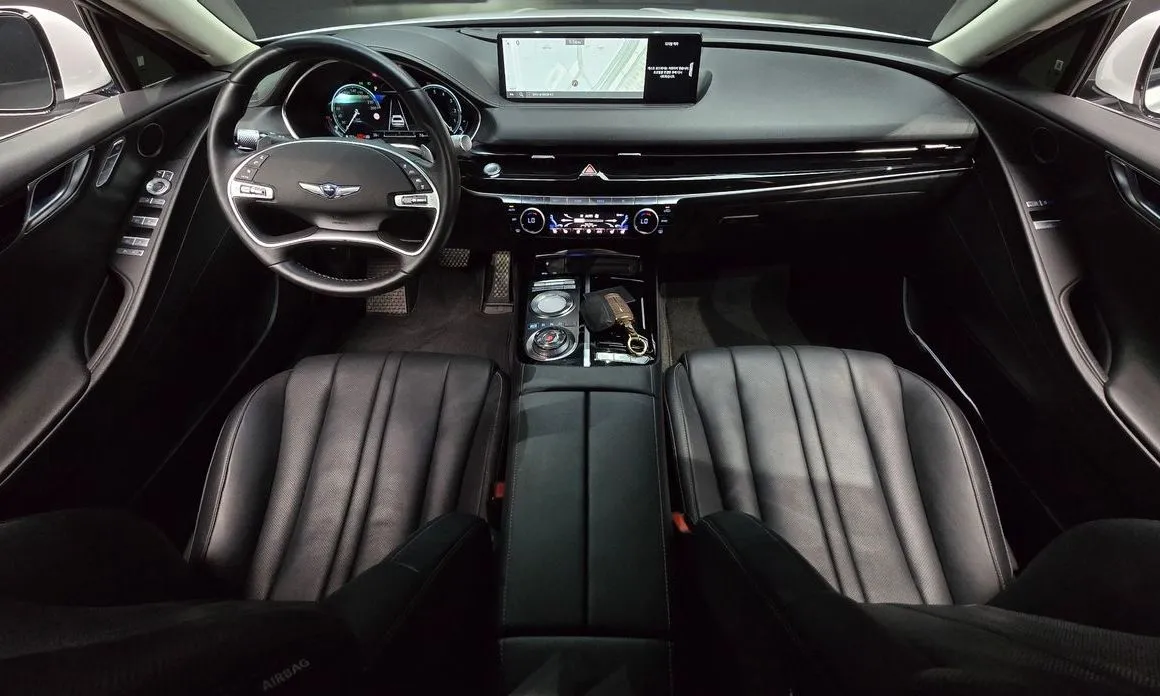 Genesis G80 — фото 10