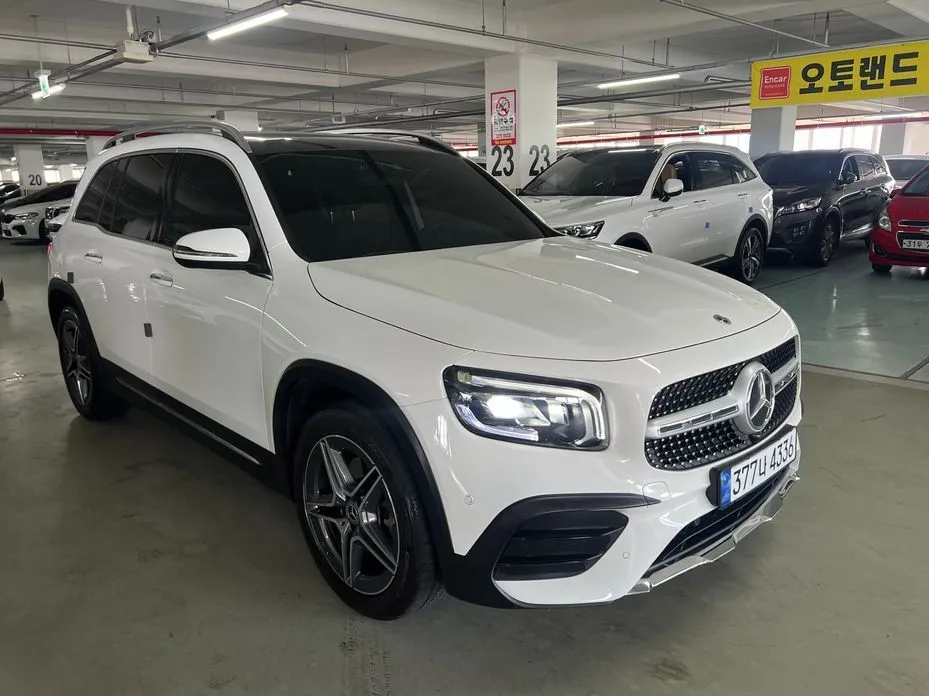 Mercedes-Benz GLB-Class — фото 1