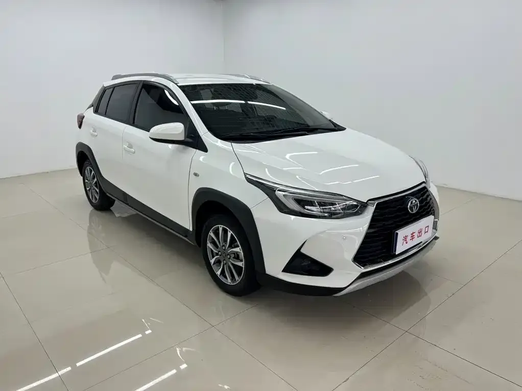 Toyota Yaris L — фото 6