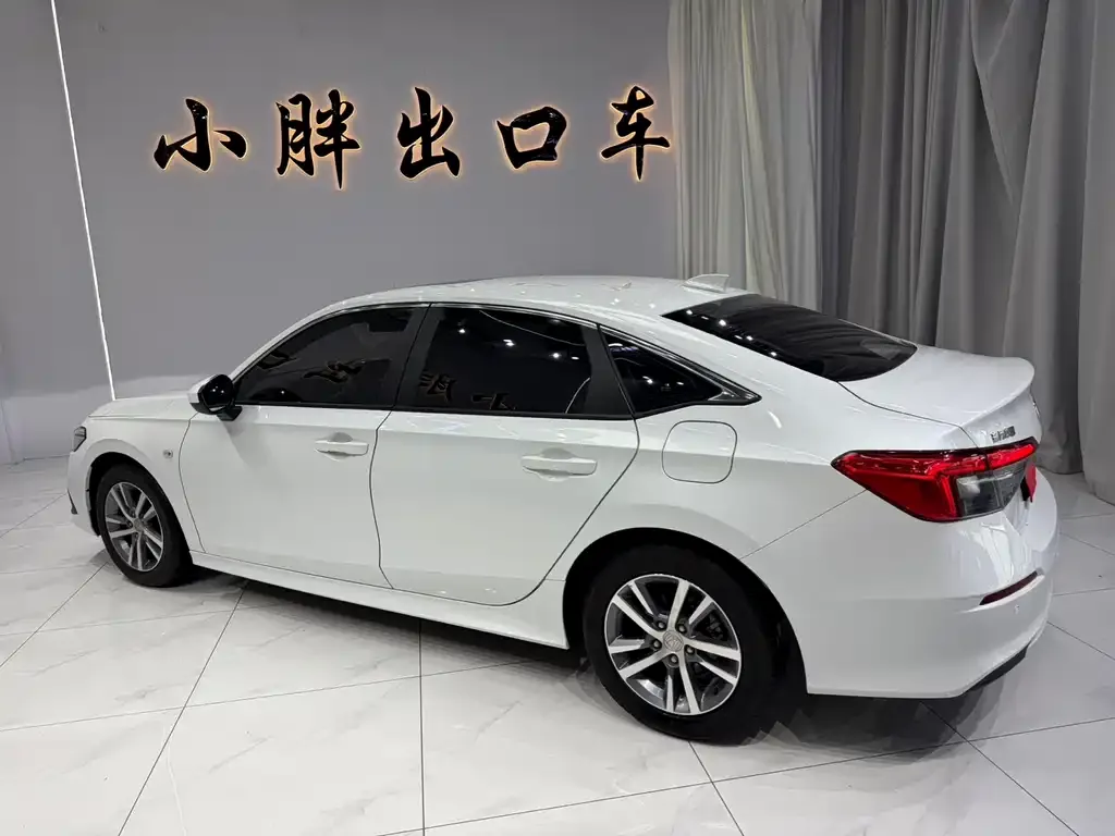 Honda Civic — фото 8