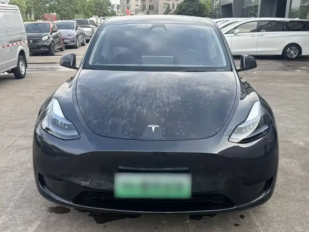 Tesla Model Y — фото 7