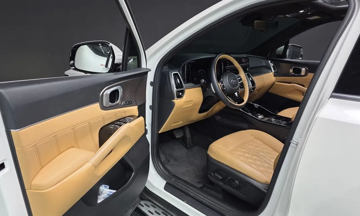 Kia Sorento — фото 7