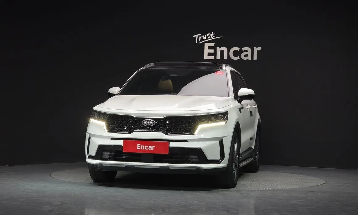 Kia Sorento — фото 9