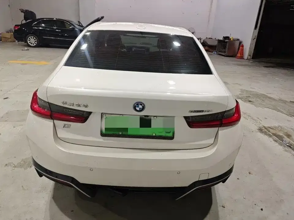 BMW i3 2024 из CN, фото 3