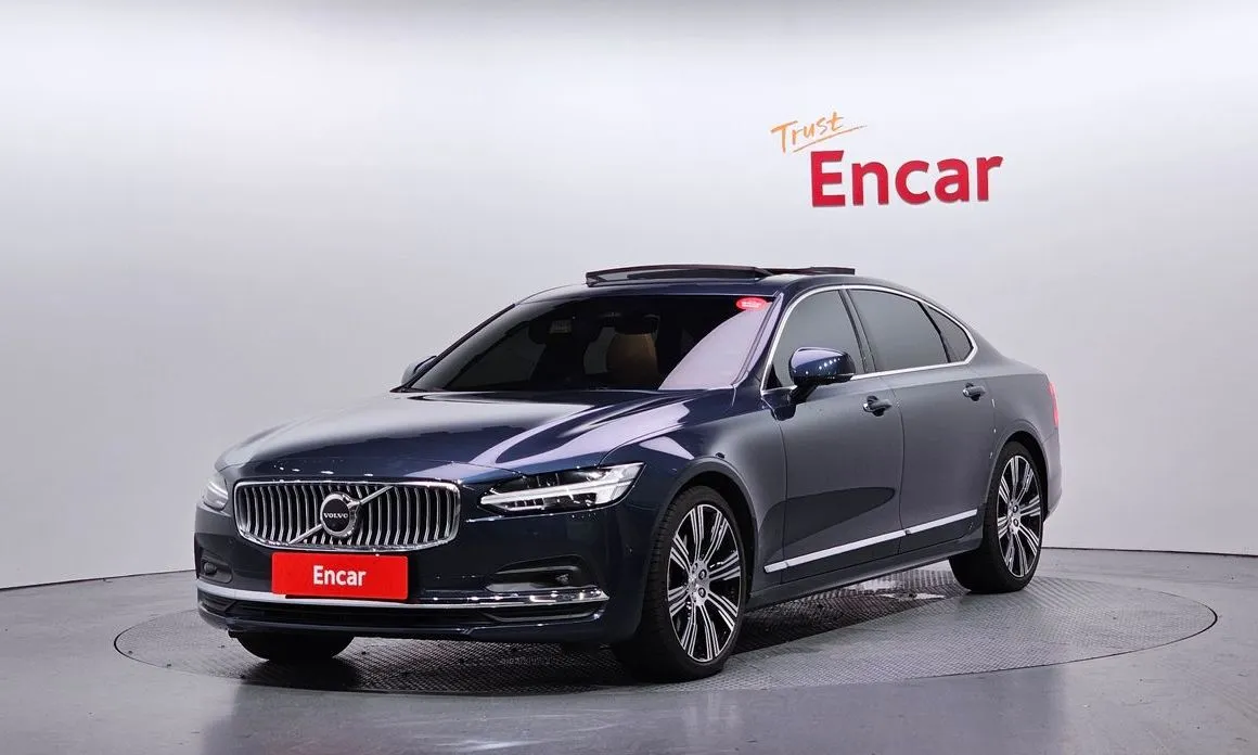 Volvo S90 — фото 1