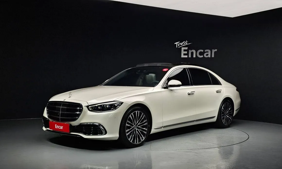 Mercedes-Benz S-Class — фото 1