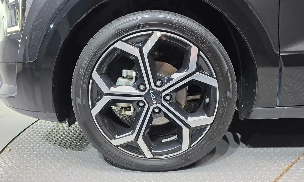 Kia Niro — фото 10