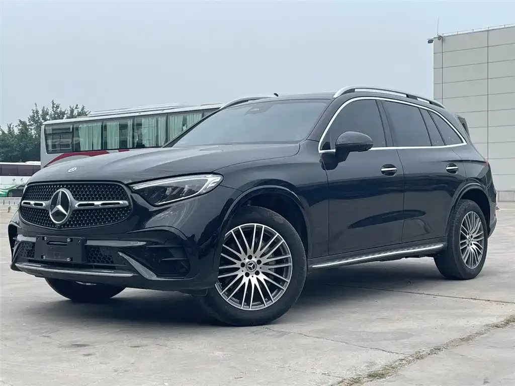Mercedes-Benz GLC — фото 1