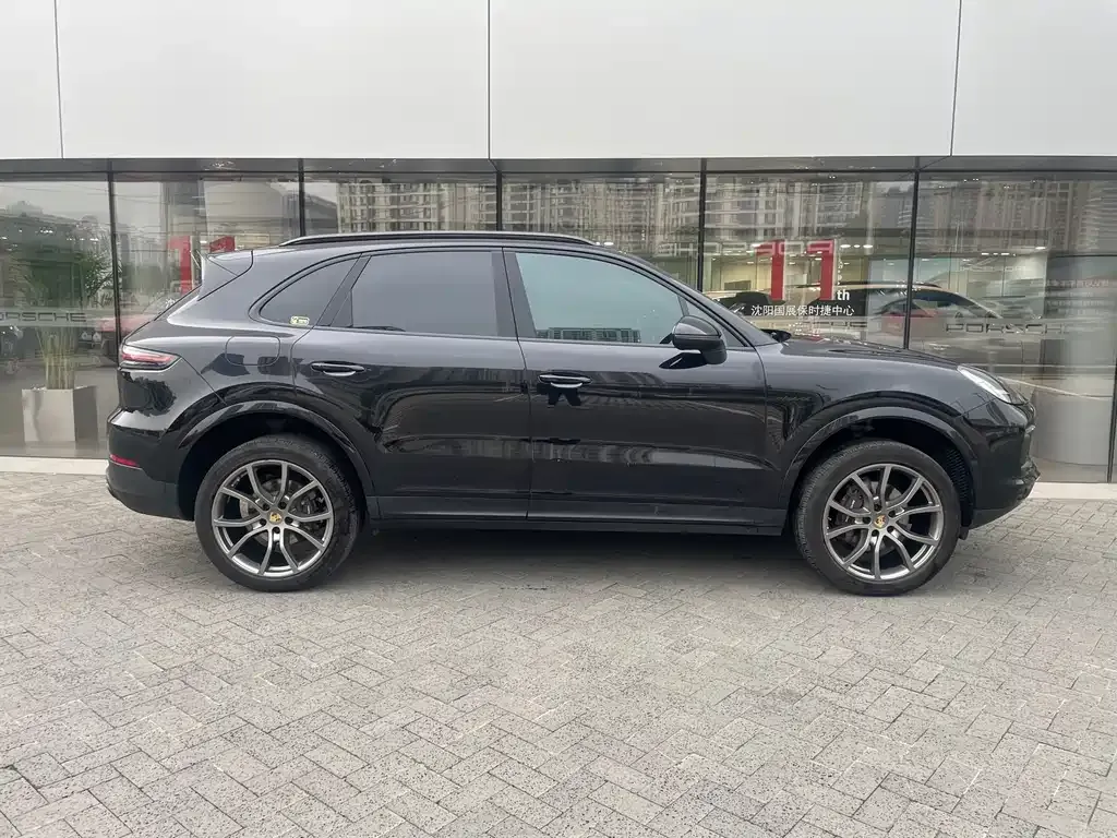 Porsche Cayenne Hybrid — фото 3