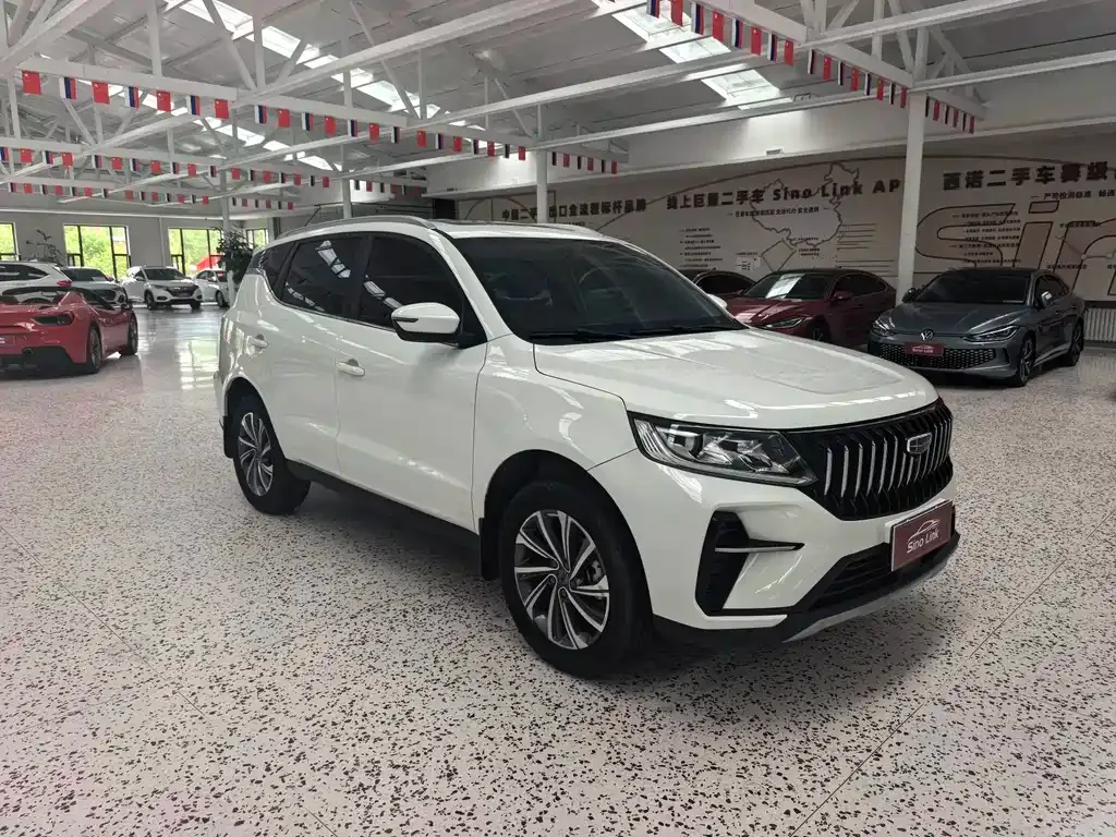 Geely Vision X6 — фото 10