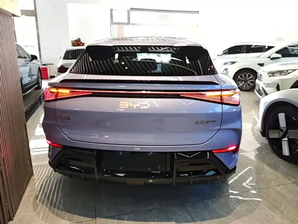 BYD Seal 07 EV — фото 7