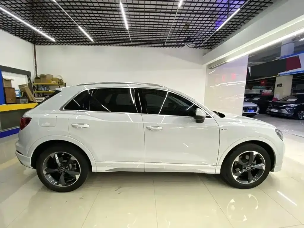 Audi Q3 — фото 5