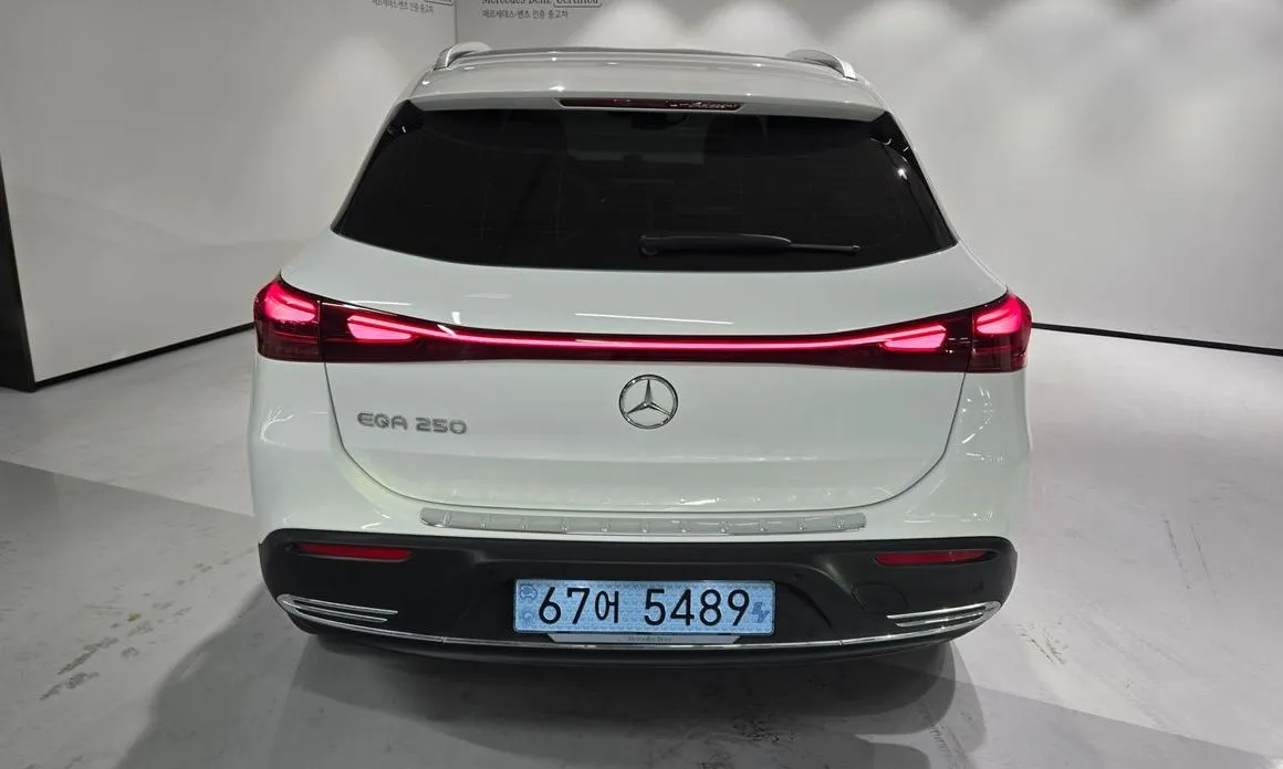Mercedes-Benz EQA — фото 6