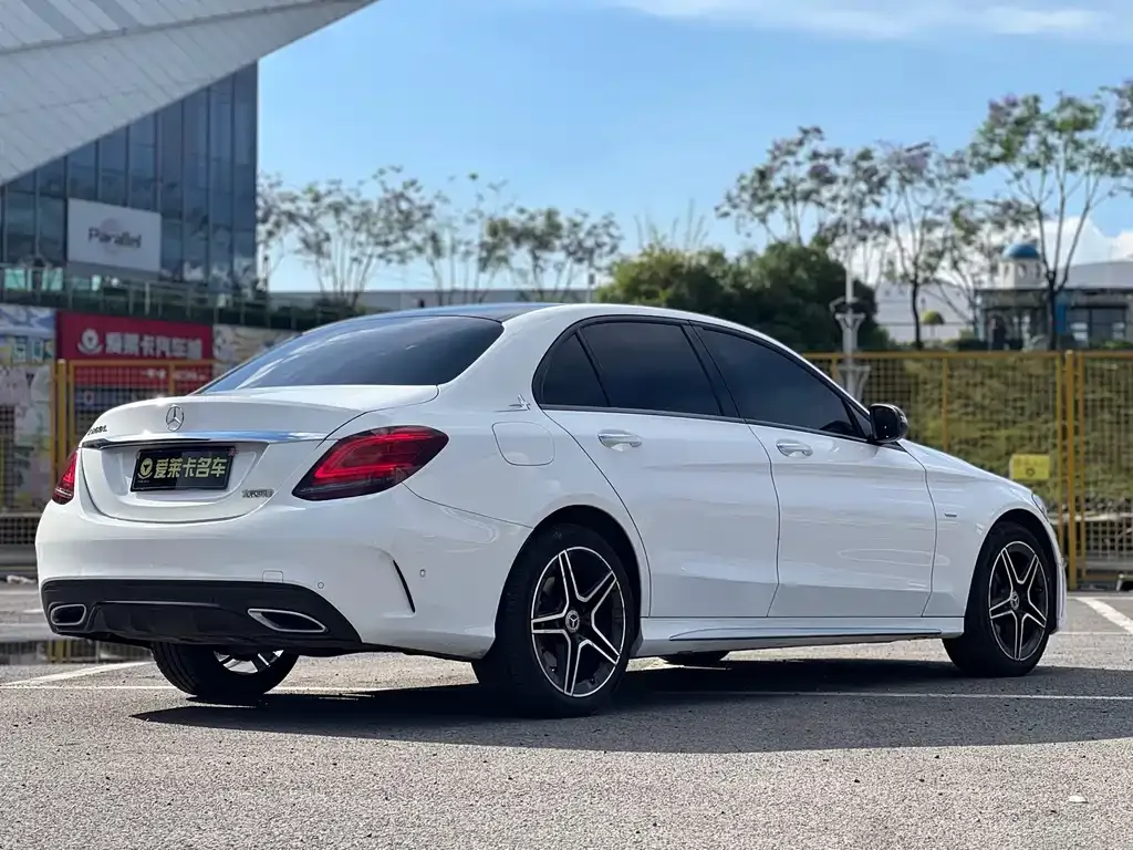 Mercedes-Benz C-Class — фото 4
