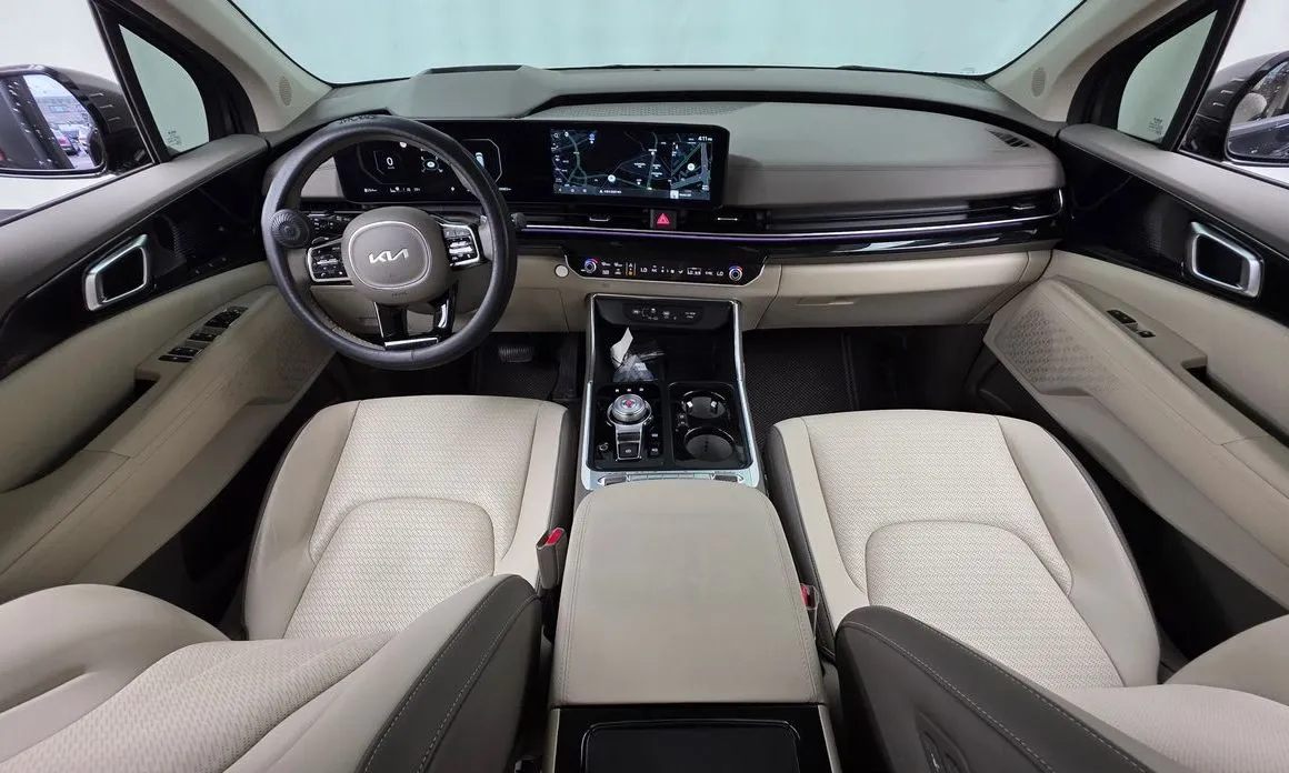 Kia Carnival — фото 10