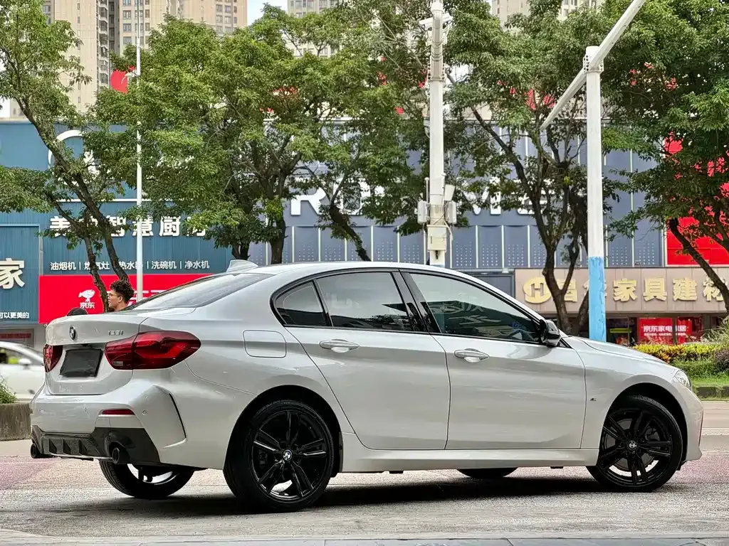 BMW 1 Series — фото 10