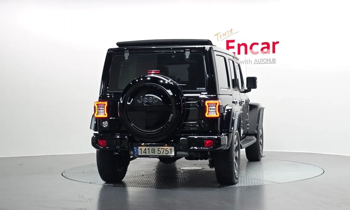 Jeep Wrangler — фото 2