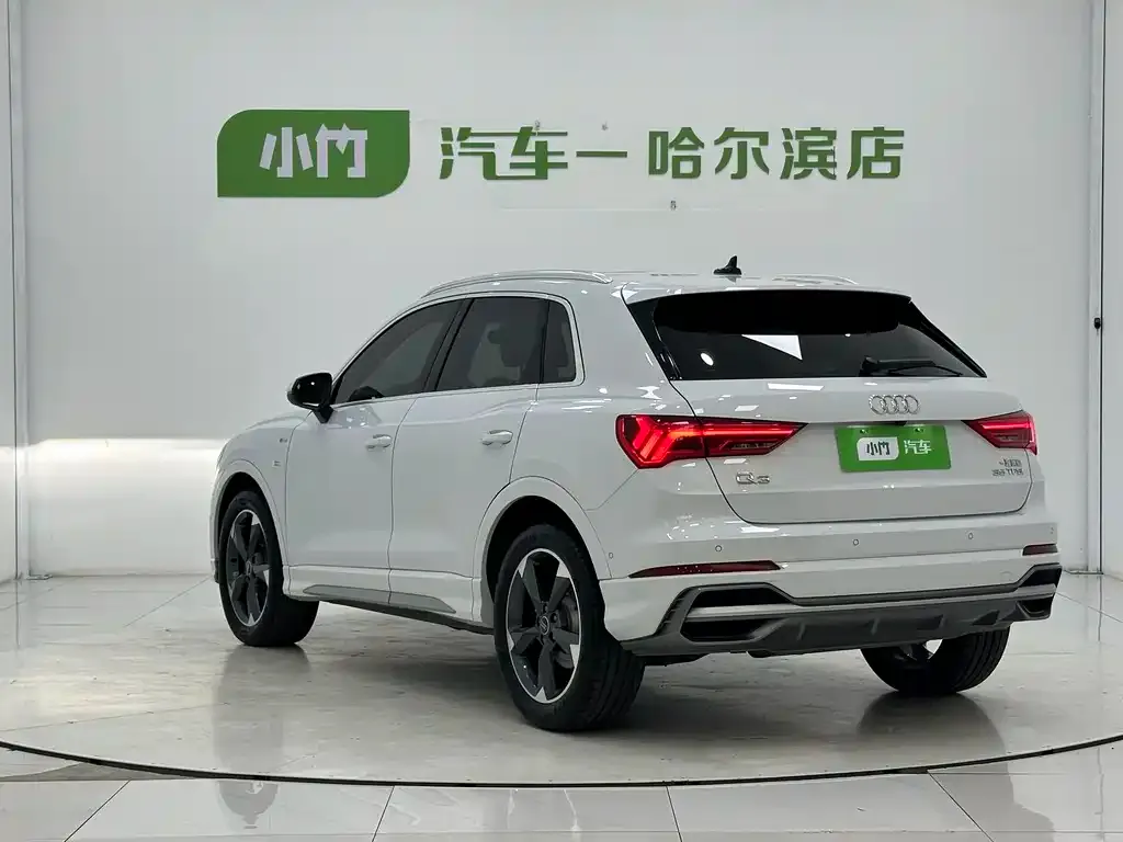Audi Q3 — фото 5