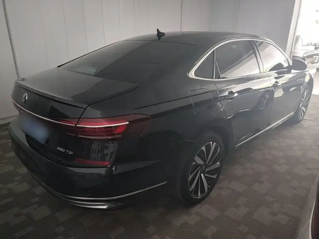 Volkswagen Passat — фото 3