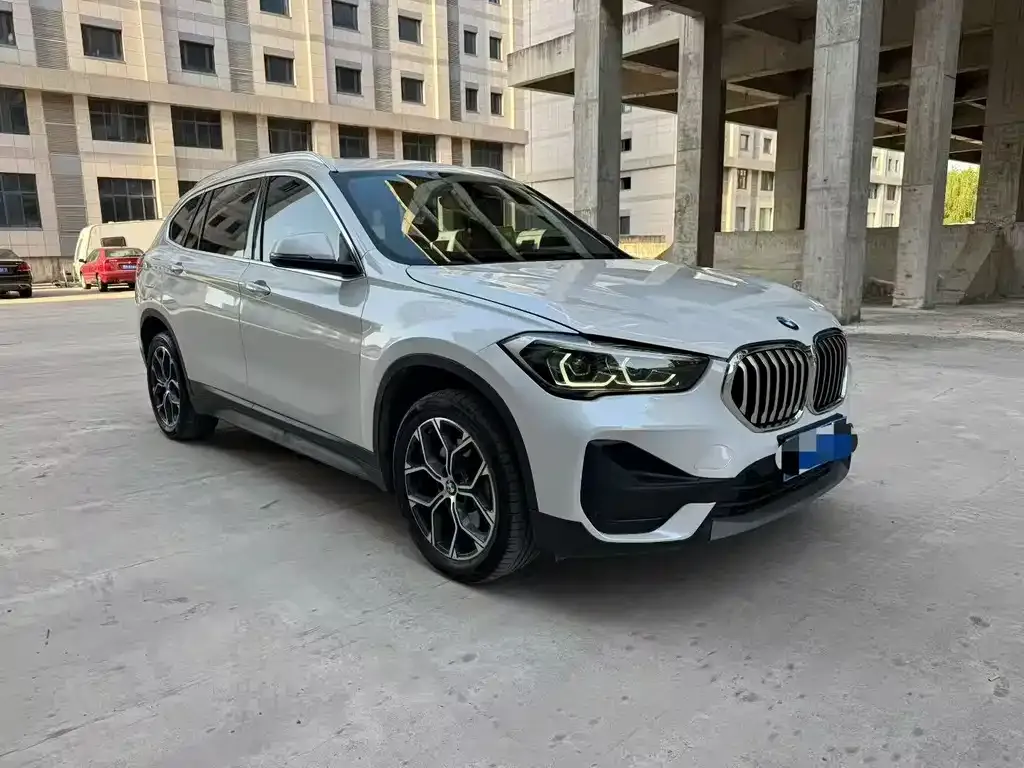 BMW X1 — фото 6