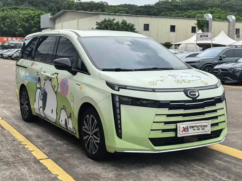 GAC Motor 传祺E8 PHEV — фото 8