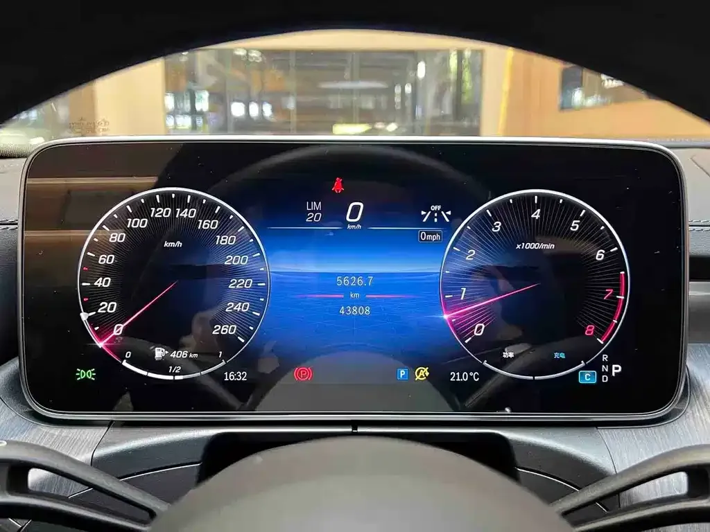 Mercedes-Benz C-Class — фото 2