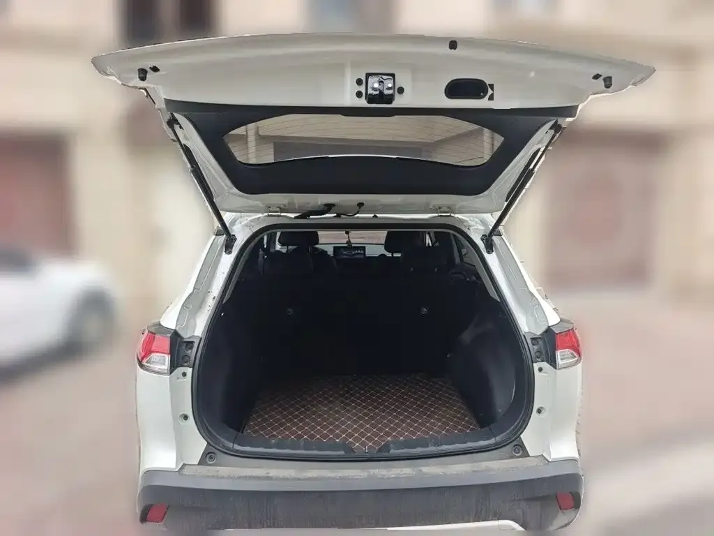 Toyota Corolla Cross — фото 3
