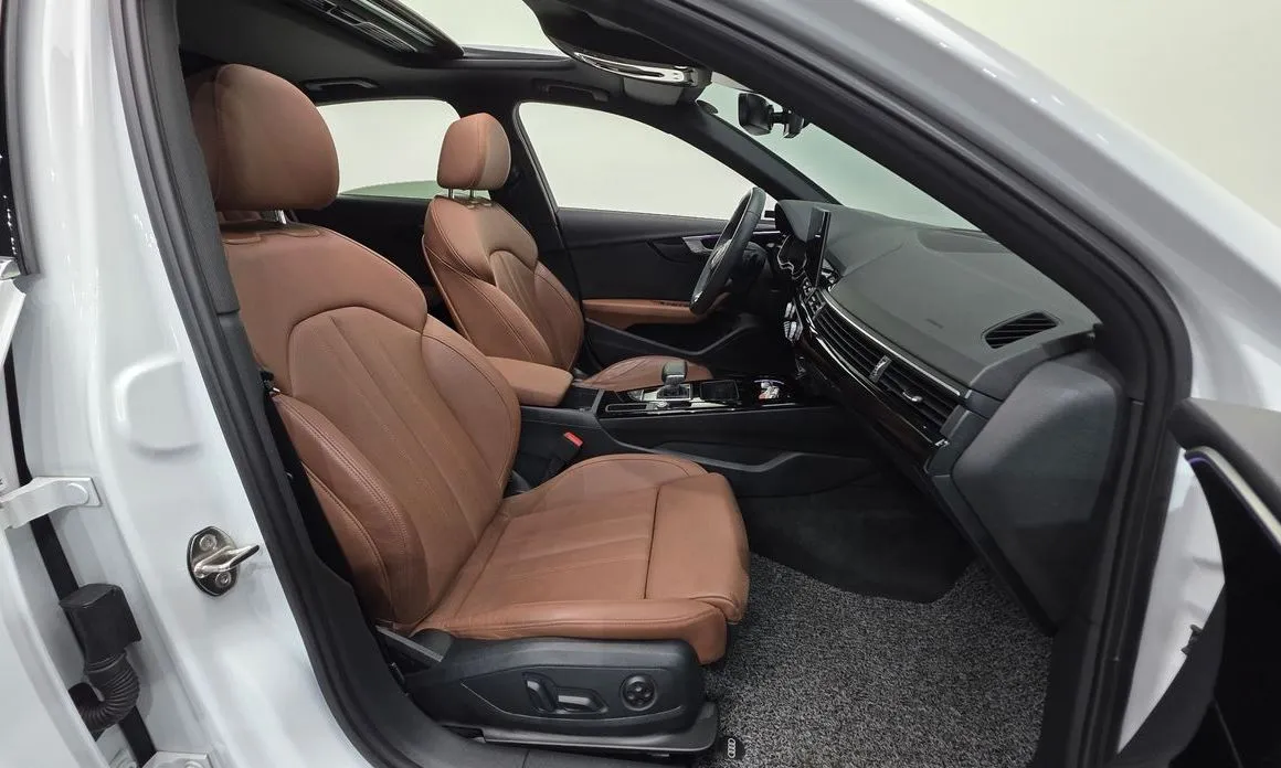 Audi A4 2021 из KR, фото 4
