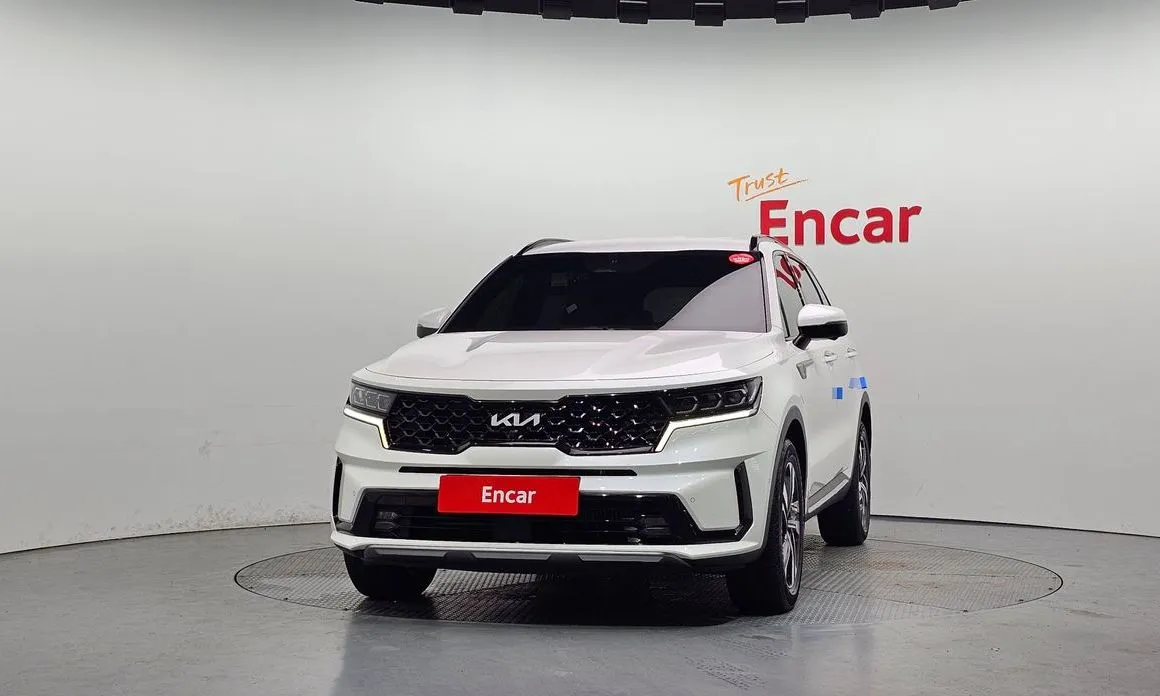 Kia Sorento — фото 6