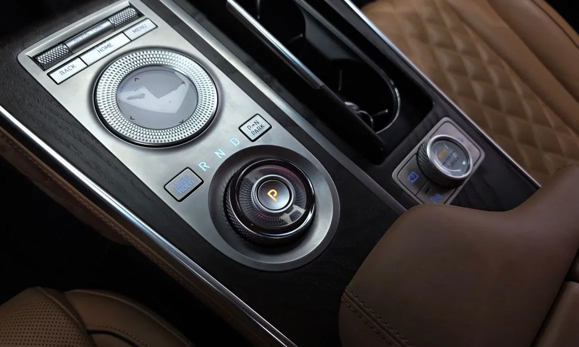 Genesis GV80 — фото 10
