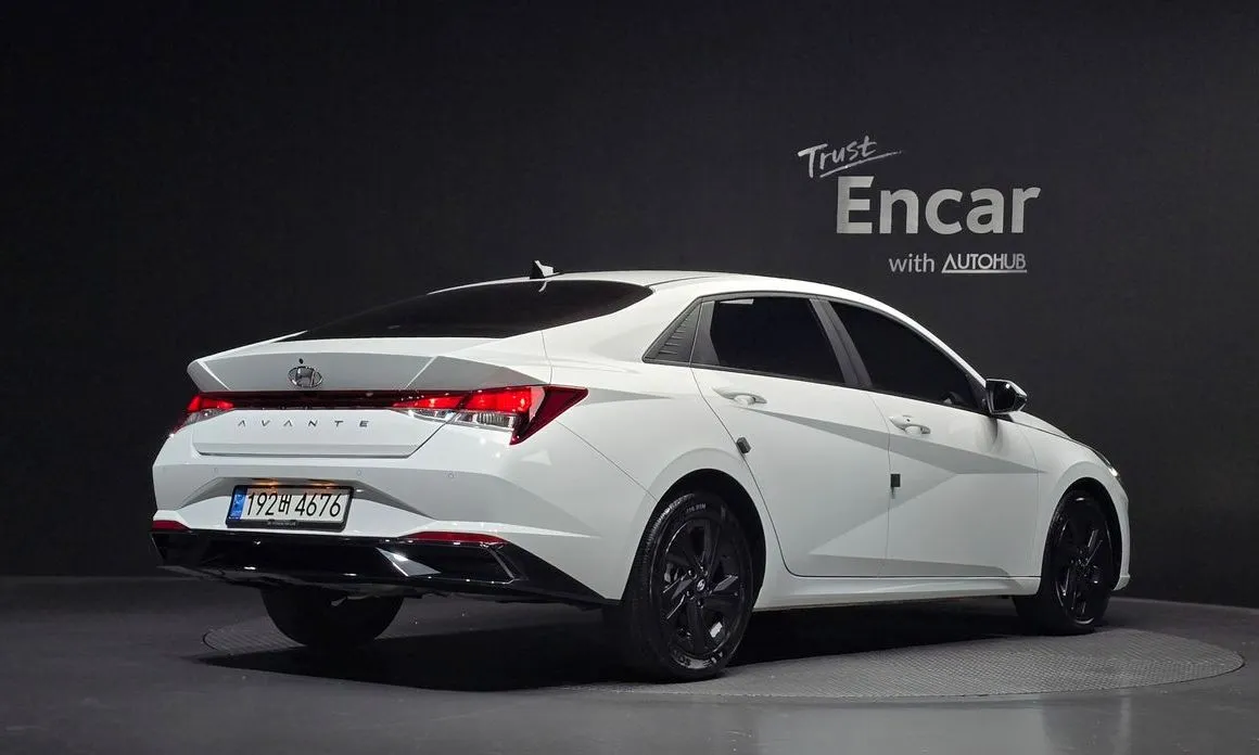 Hyundai AVANTE — фото 9