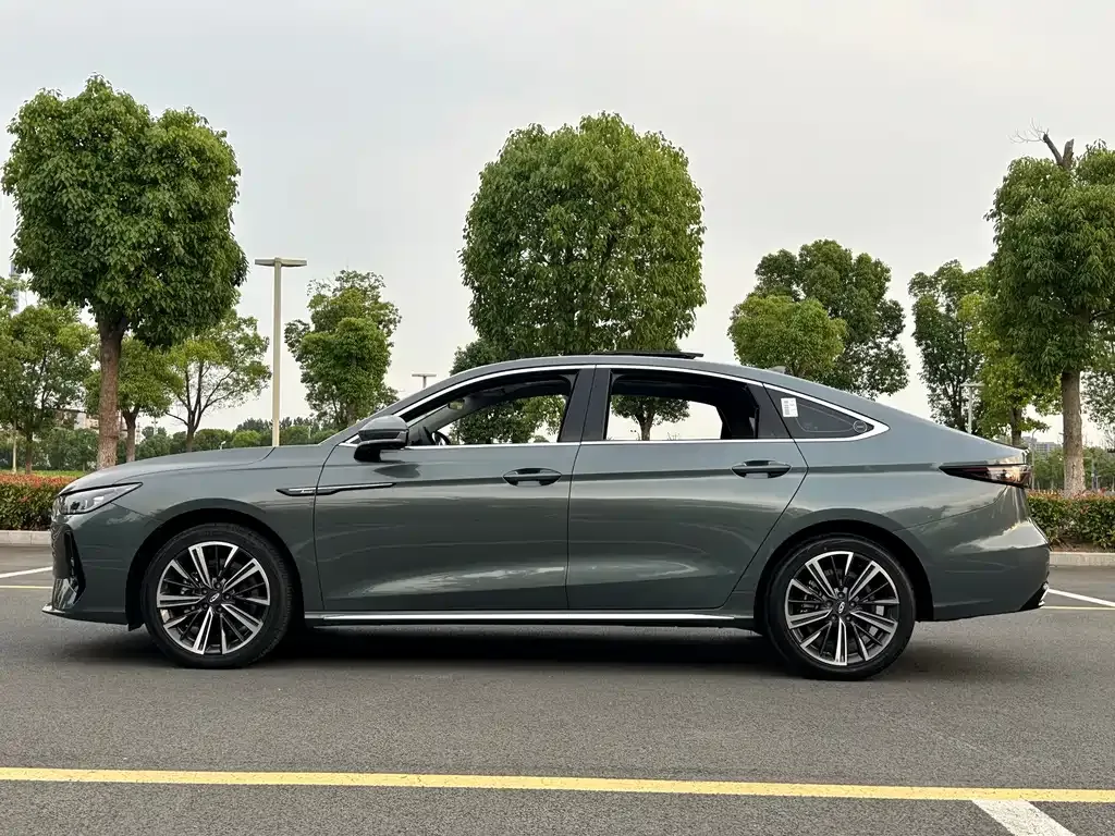 Chery Arrizo 8 PRO — фото 10