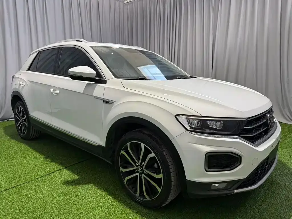 Volkswagen T-Roc — фото 2