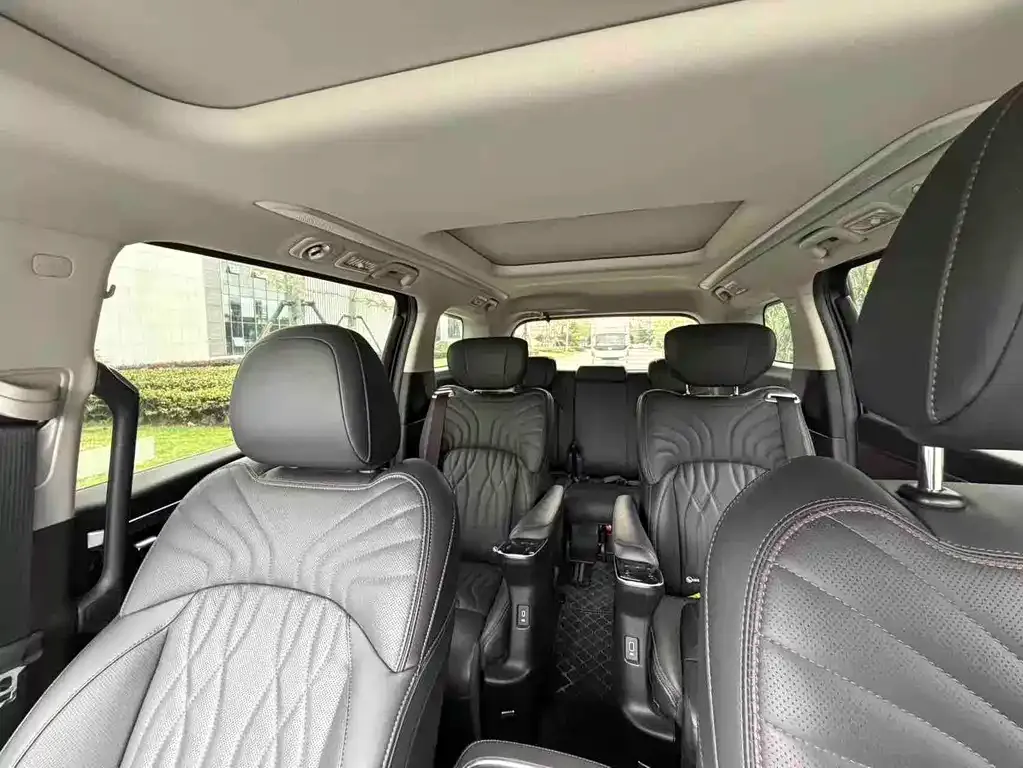 GAC Motor Trumpchi M8 — фото 9