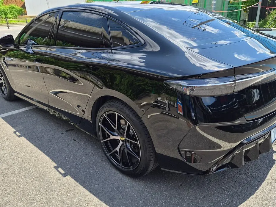 BYD Seal — фото 9