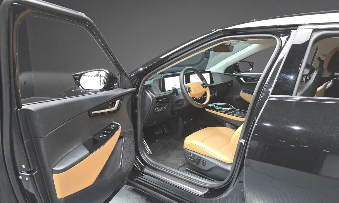 Kia EV6 — фото 8