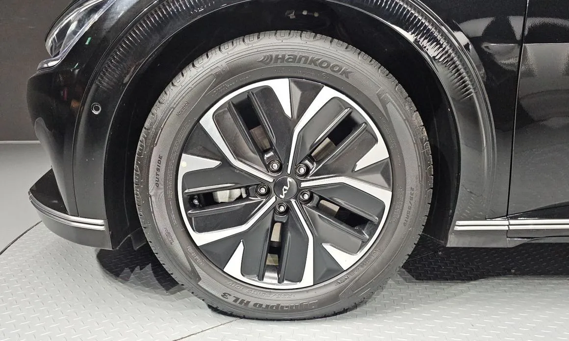 Kia EV6 — фото 7