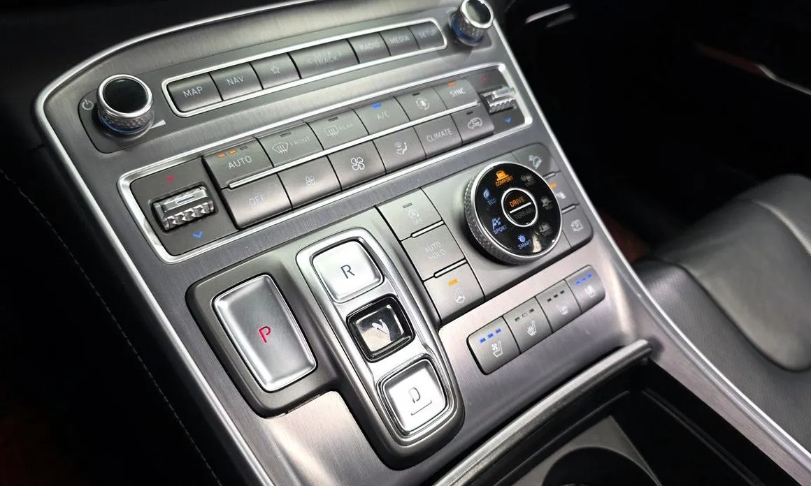 Hyundai Santafe — фото 9