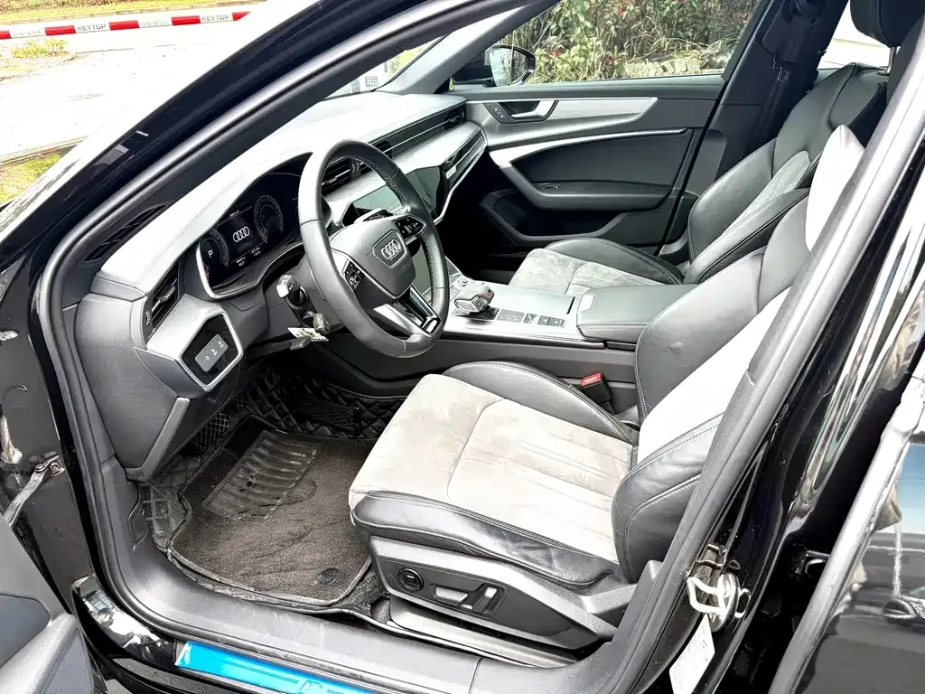 Audi A6L 2022 из CN, фото 3