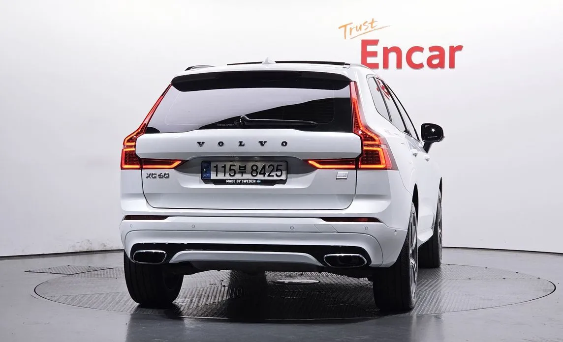 Volvo XC60 2021 из KR, фото 4