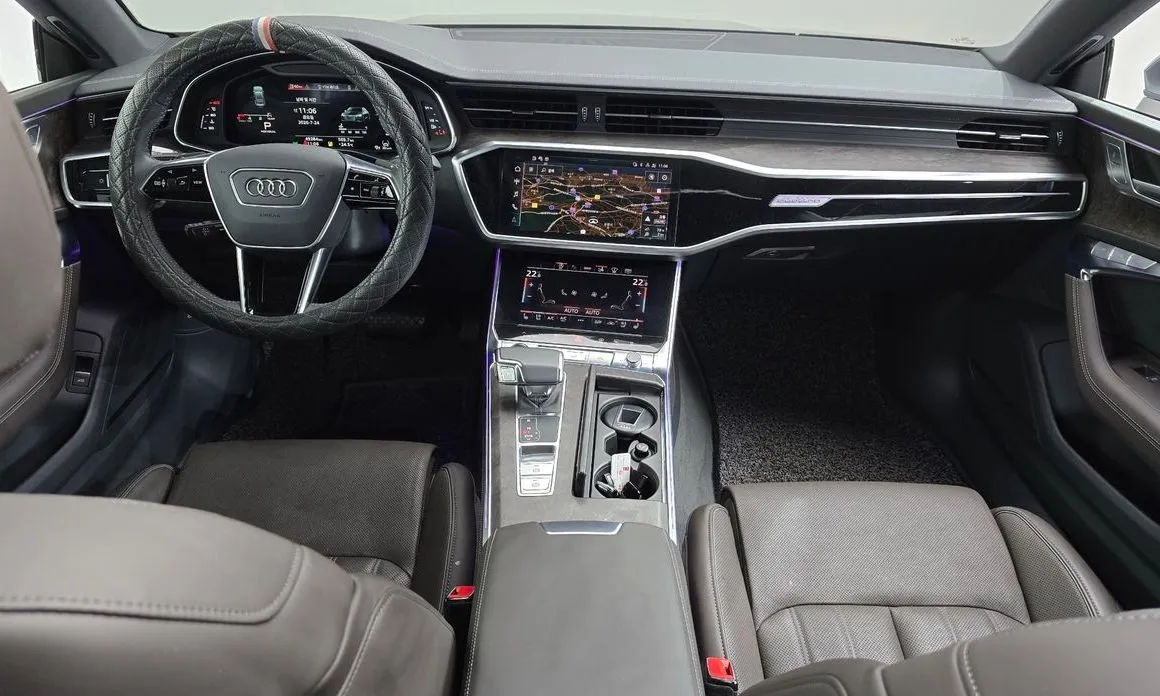 Audi A7 — фото 10