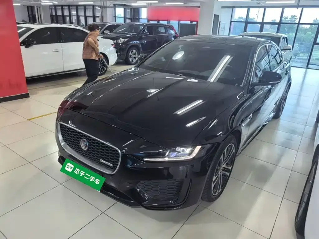 Jaguar XEL — фото 1
