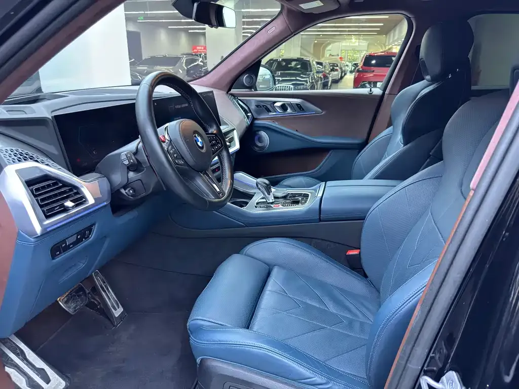 BMW XM — фото 5
