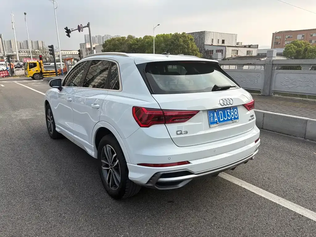 Audi Q3 2022 из CN, фото 8