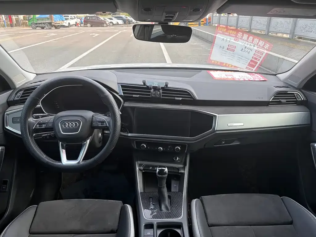 Audi Q3 2022 из CN, фото 10