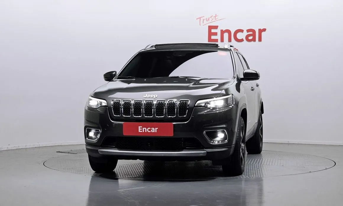 Jeep Cherokee — фото 2