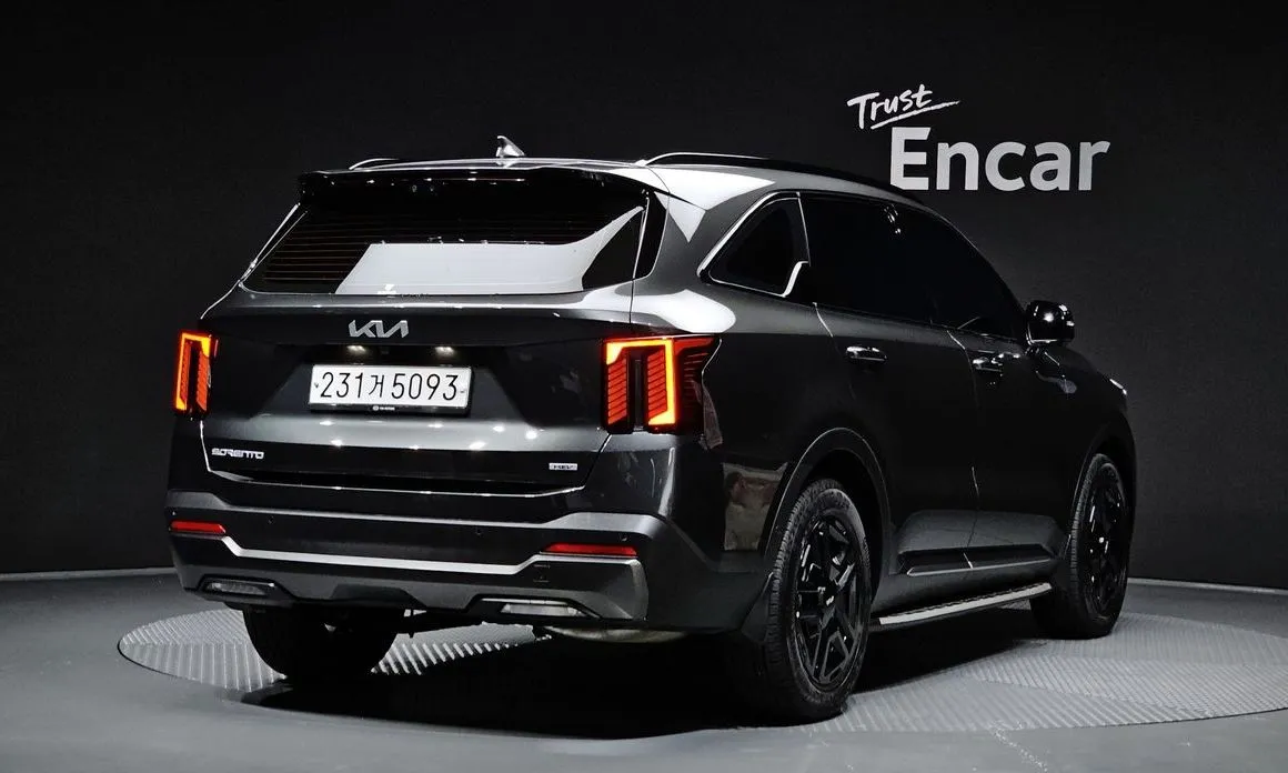 Kia Sorento — фото 7