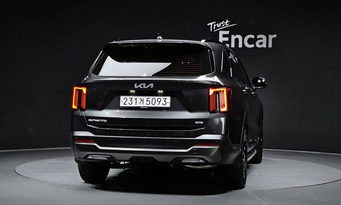 Kia Sorento — фото 4