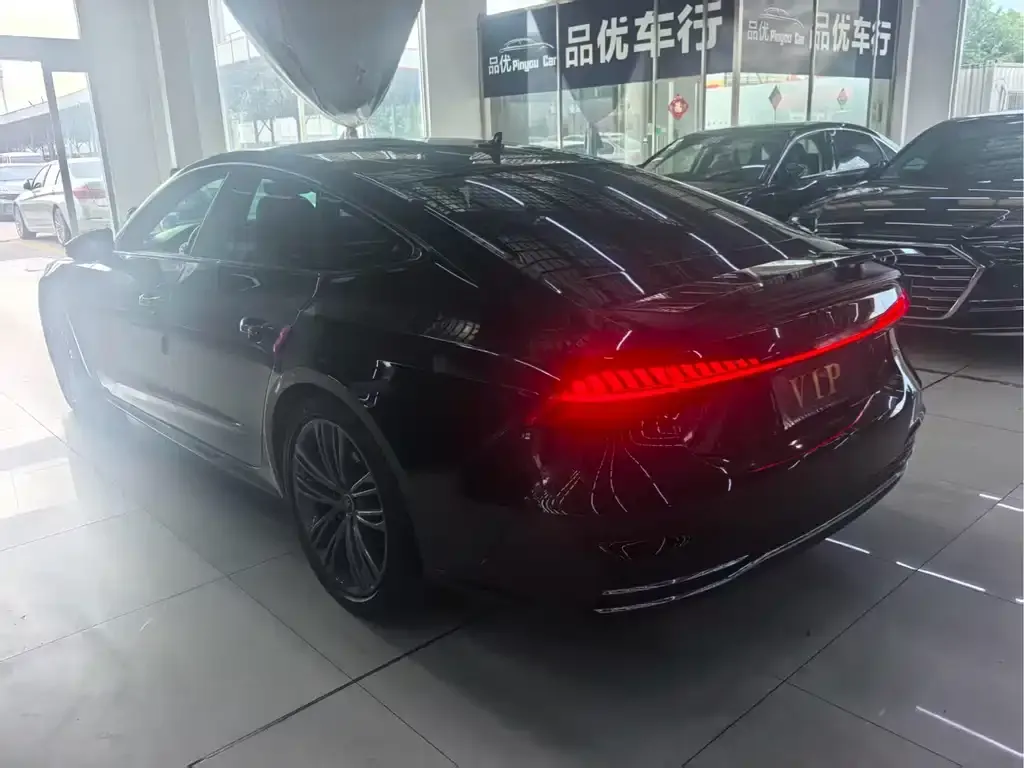 Audi A7 — фото 4